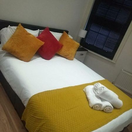 Clifton Apartment Лутон Екстер'єр фото